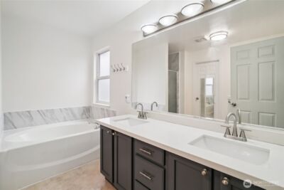 23918 SE 5th Street , Sammamish, WA 98074 - Photo 27