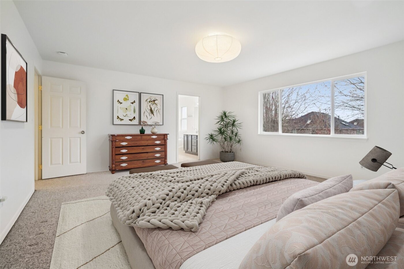 23918 SE 5th Street , Sammamish, WA 98074