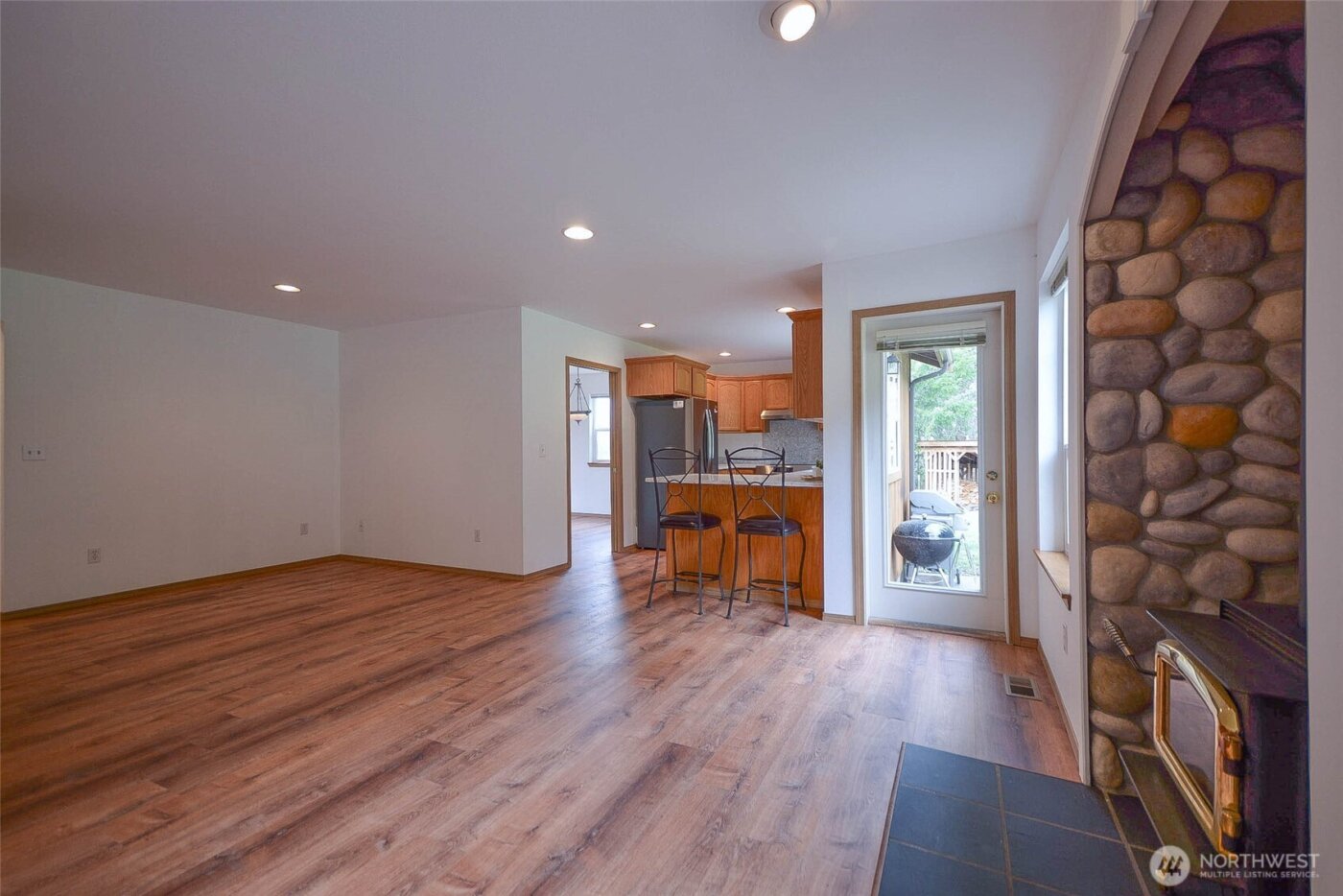 9715 381st Street E #A, Eatonville, WA 98328