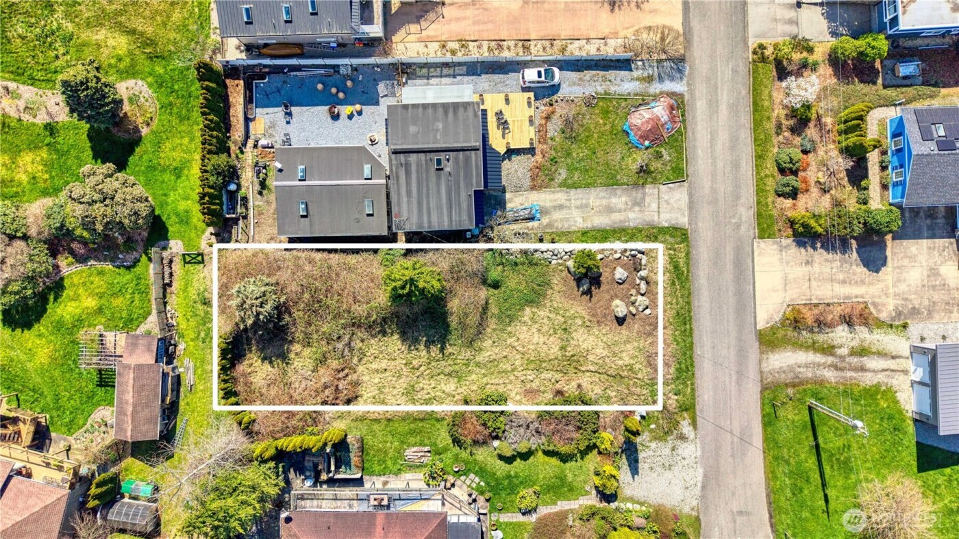 610 Highland Drive , Point Roberts, WA 98281