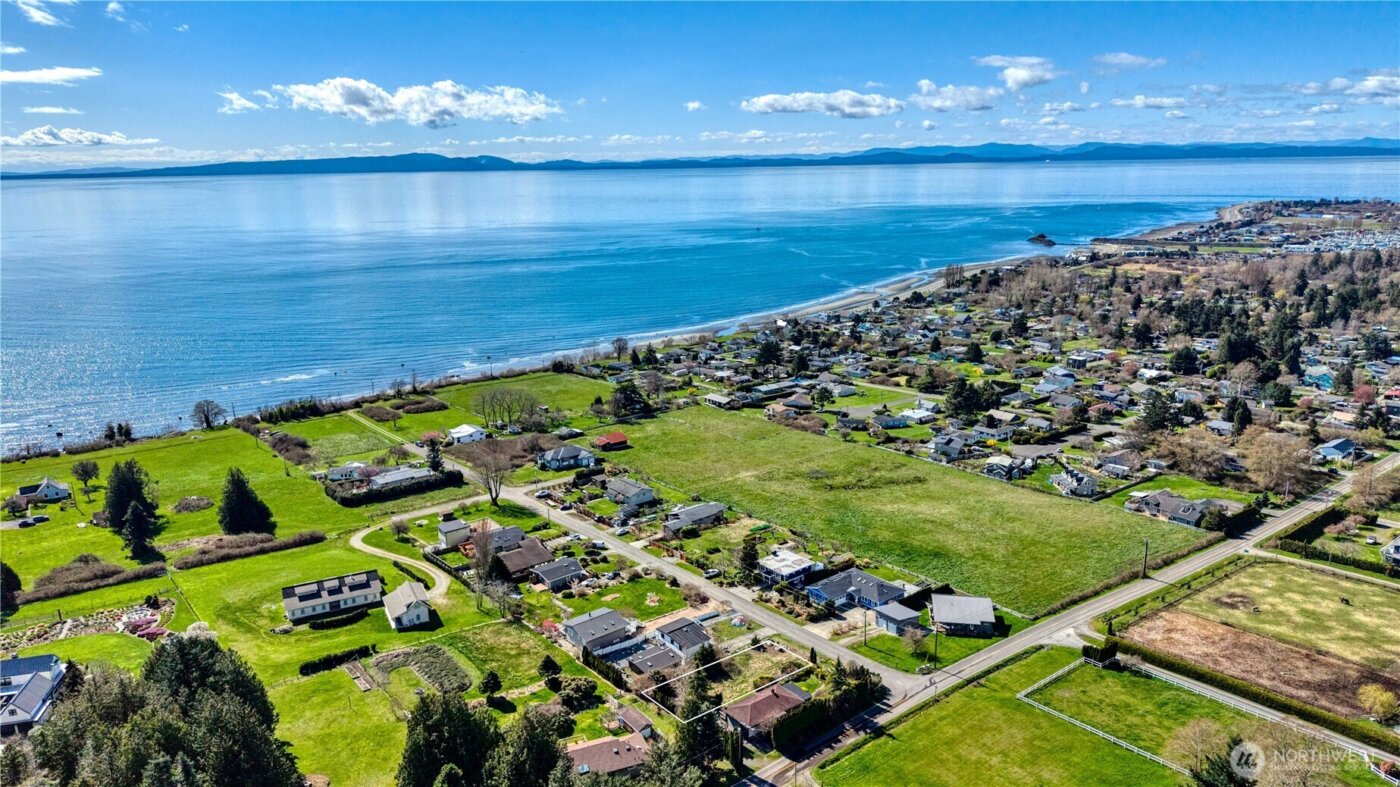 610 Highland Drive , Point Roberts, WA 98281