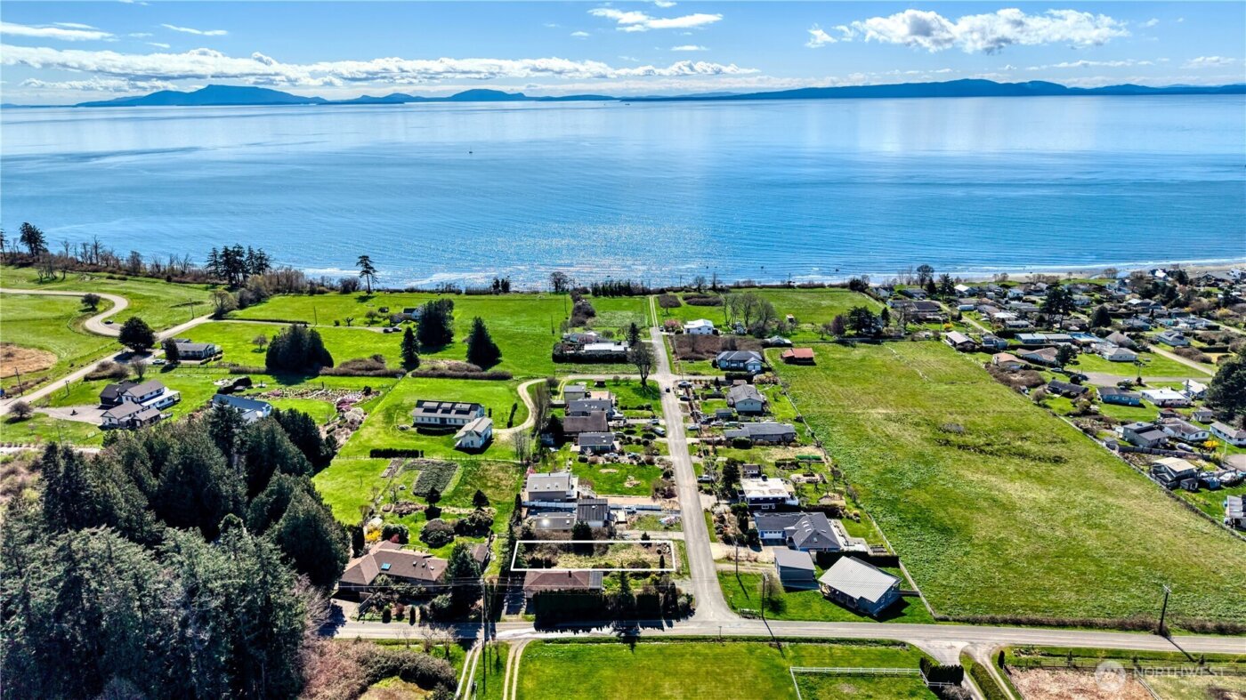 610 Highland Drive , Point Roberts, WA 98281