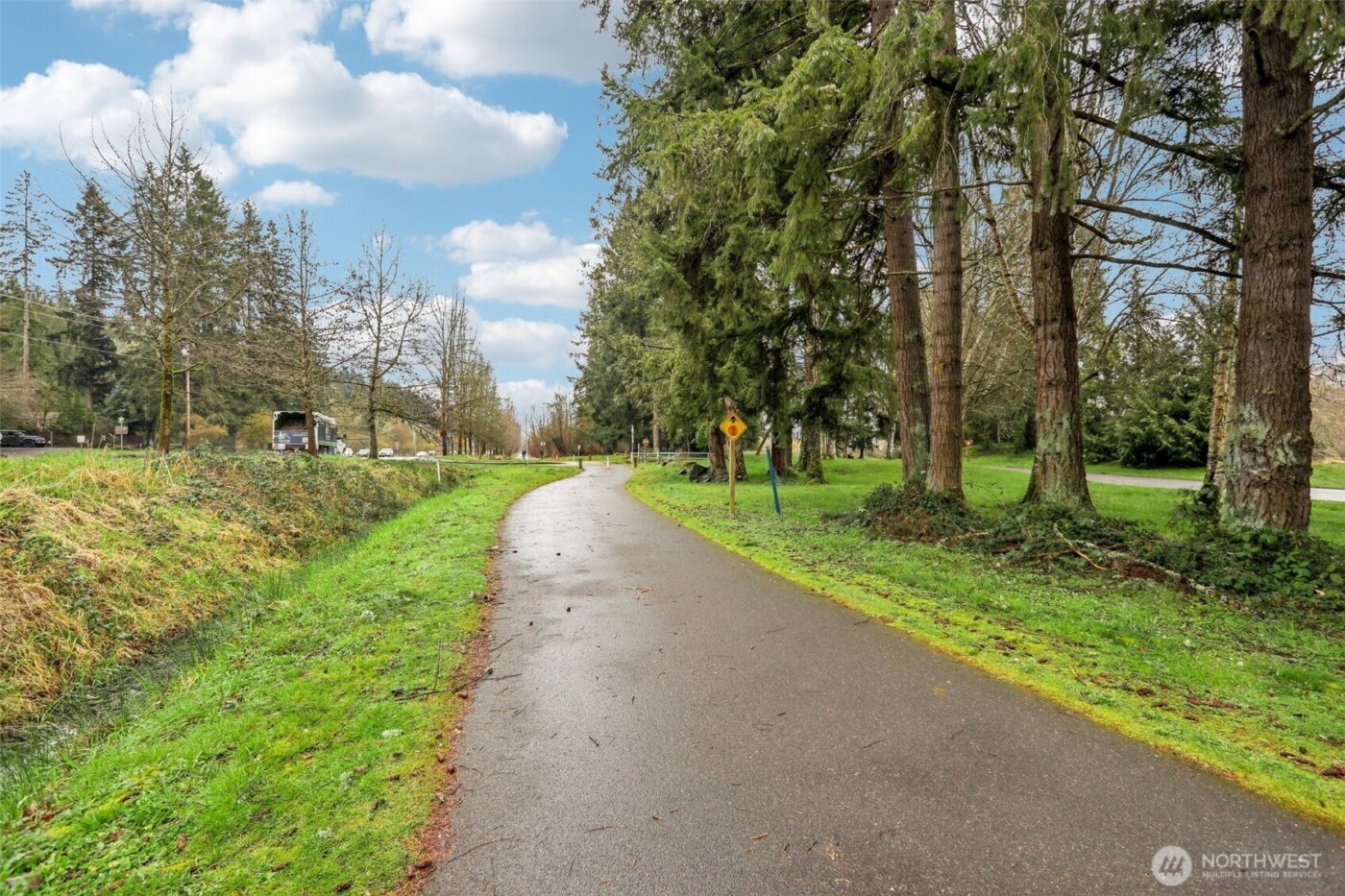 21264 SE 42nd Lane #21264, Issaquah, WA 98029