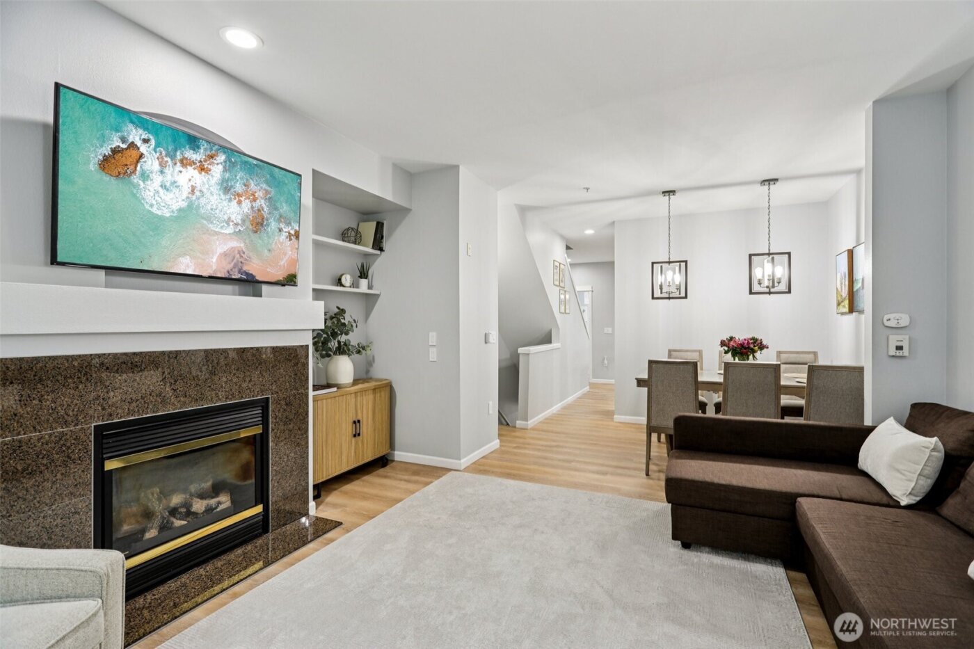 21264 SE 42nd Lane #21264, Issaquah, WA 98029