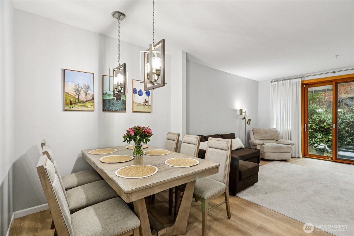 21264 SE 42nd Lane #21264, Issaquah, WA 98029