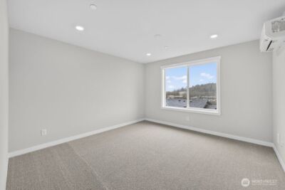 13205 NE 127th Way #E, Kirkland, WA 98034 - Photo 17