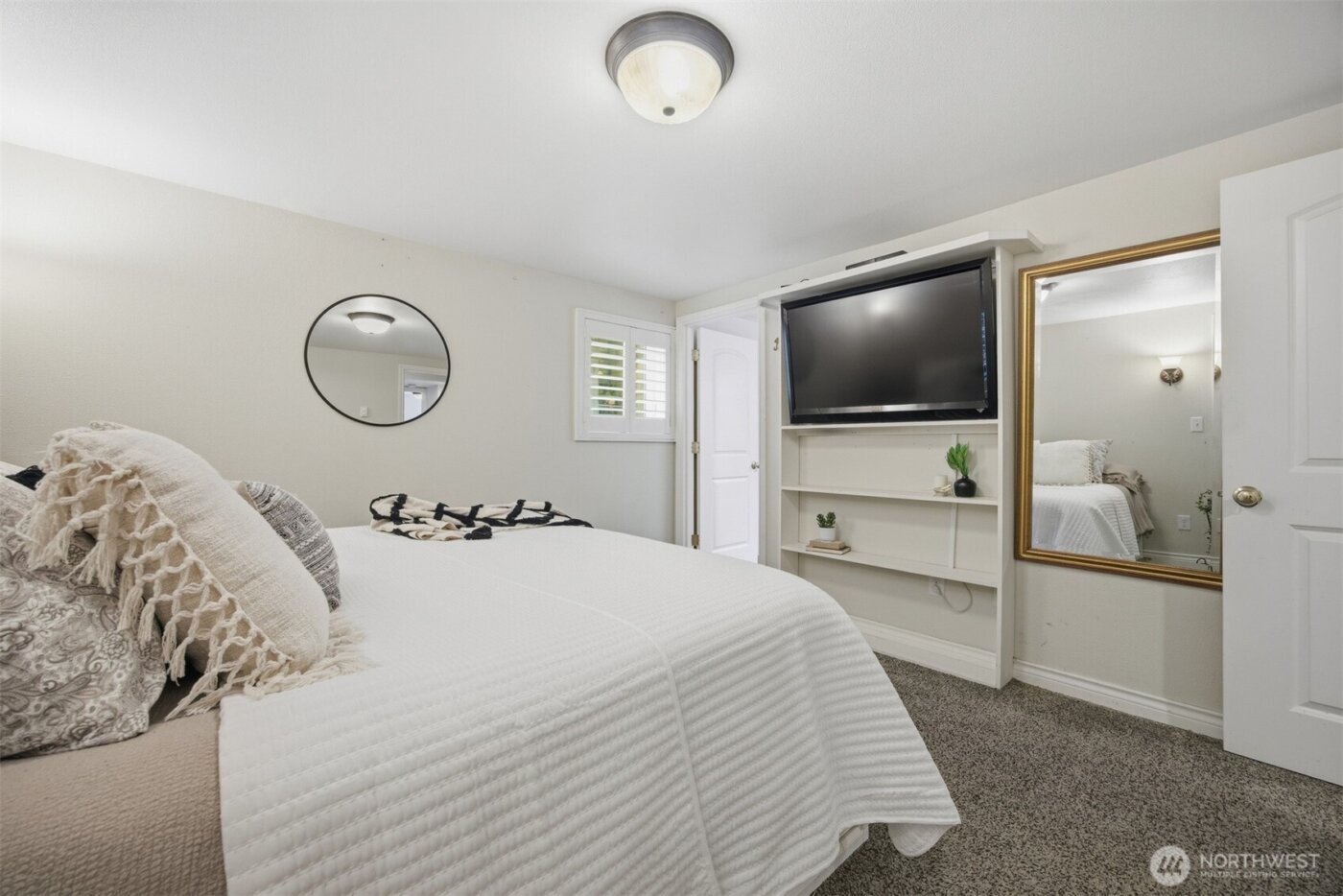 2950 Plymouth Drive , Bellingham, WA 98225