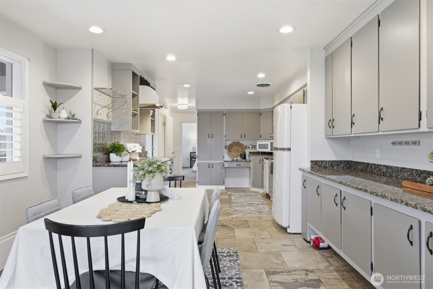 2950 Plymouth Drive , Bellingham, WA 98225