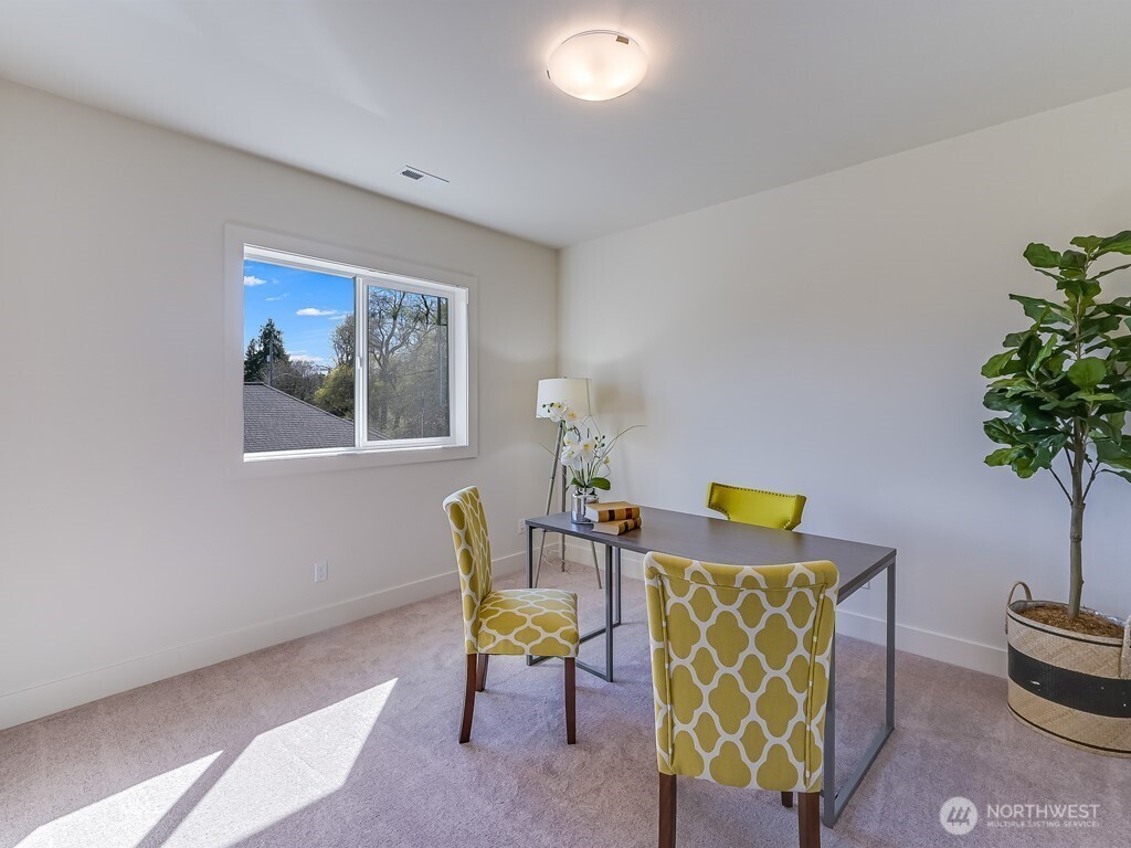 11624 42nd Avenue S, Tukwila, WA 98168