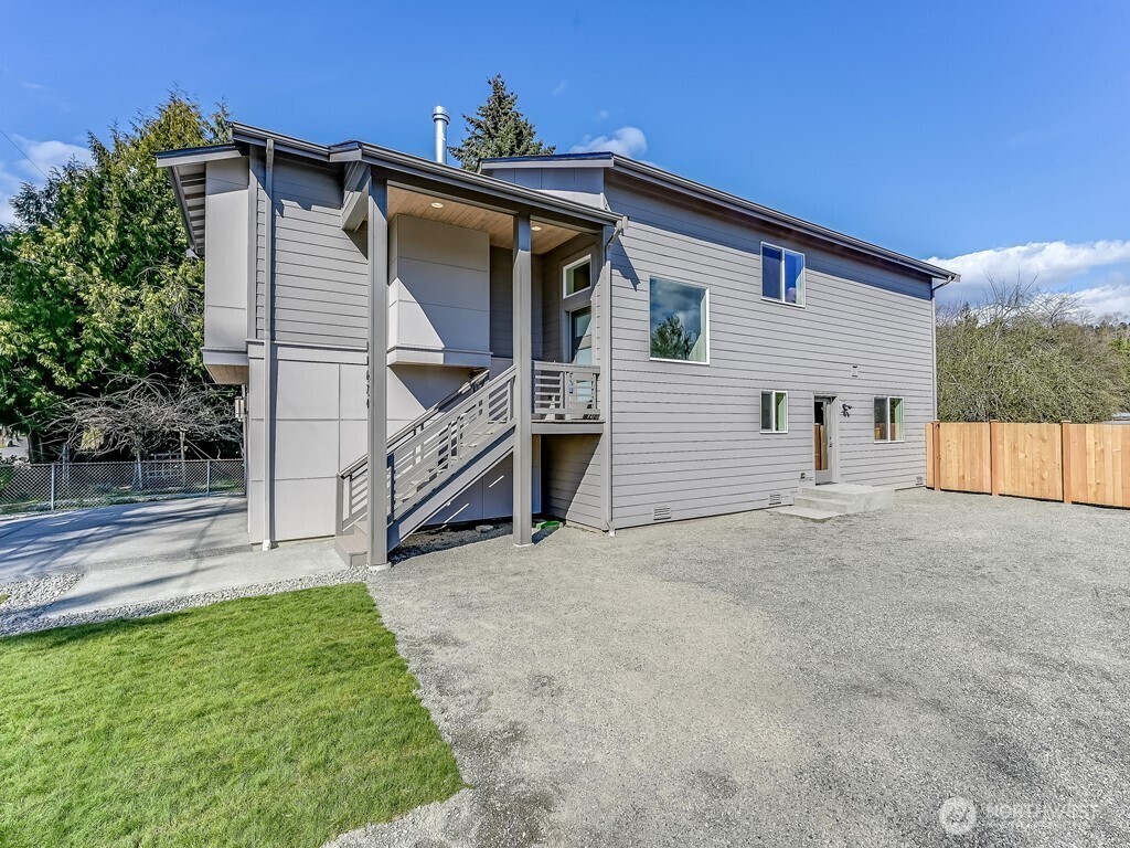 11624 42nd Avenue S, Tukwila, WA 98168