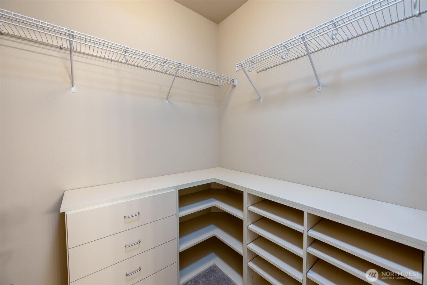 4986 Meriwood Drive NE, Lacey, WA 98516