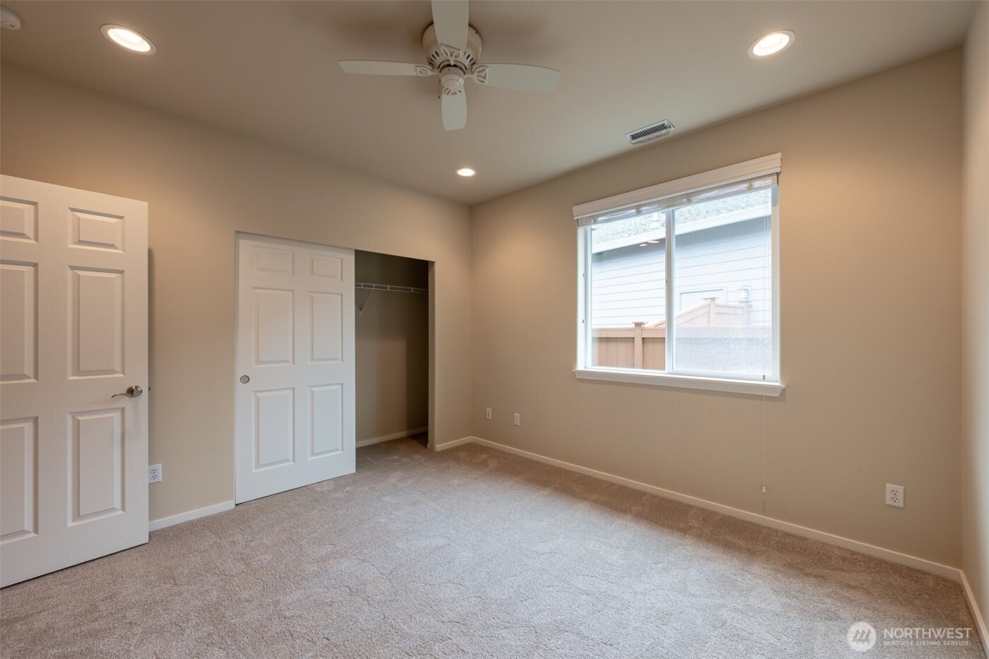 4986 Meriwood Drive NE, Lacey, WA 98516