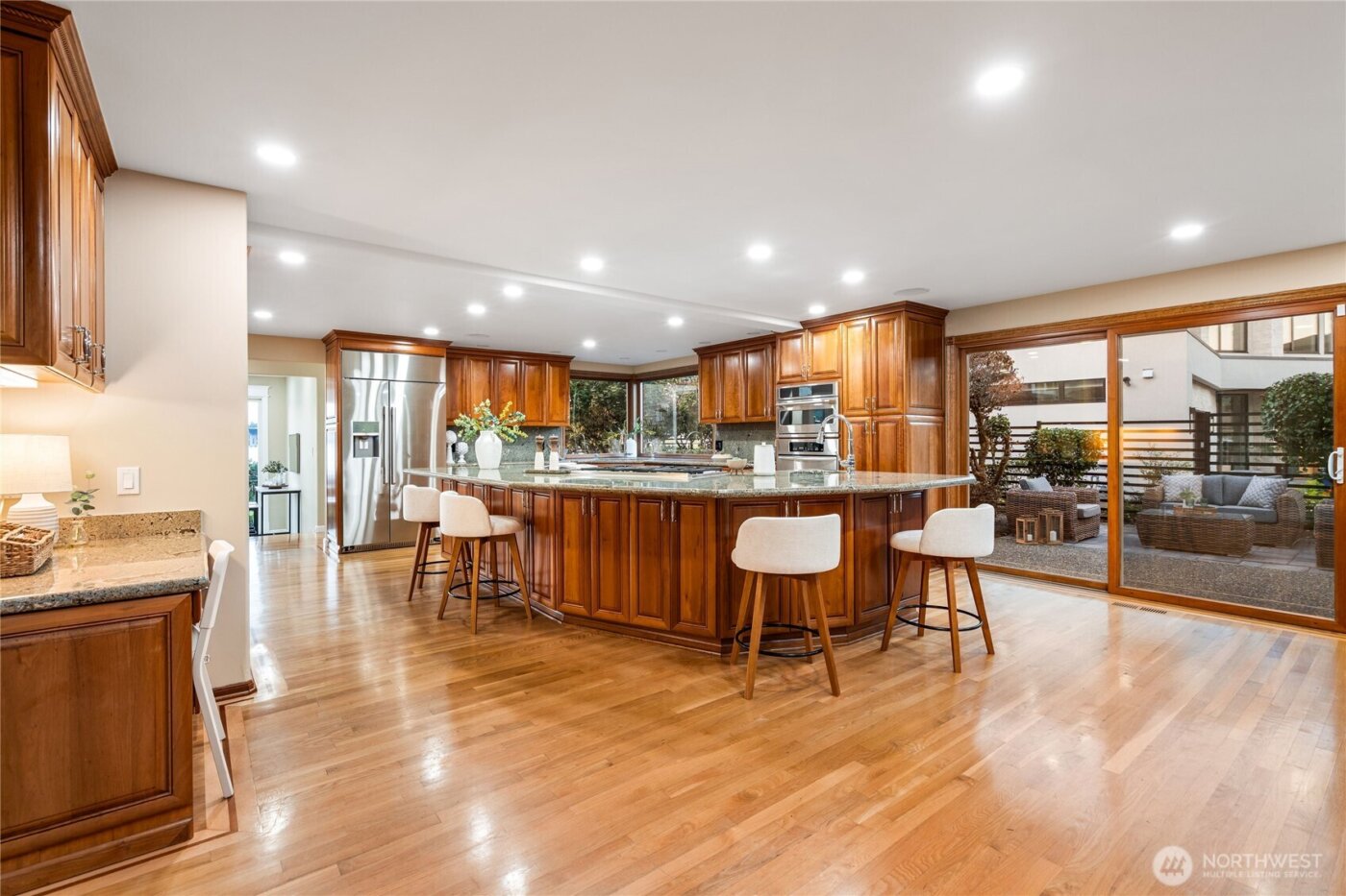 106 Cascade Key , Bellevue, WA 98006-1004