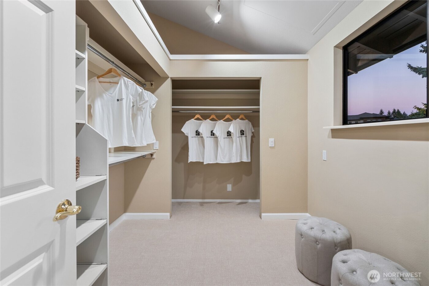 106 Cascade Key , Bellevue, WA 98006-1004