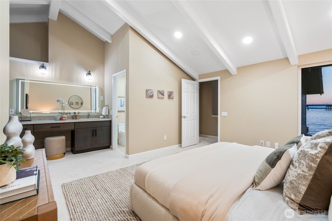 106 Cascade Key , Bellevue, WA 98006-1004