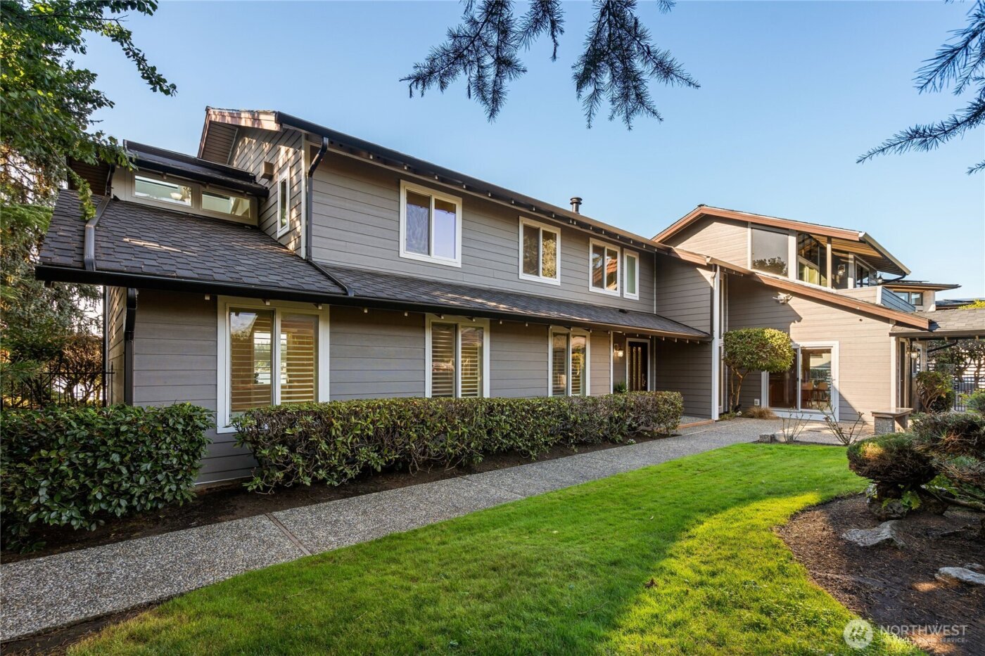 106 Cascade Key , Bellevue, WA 98006-1004