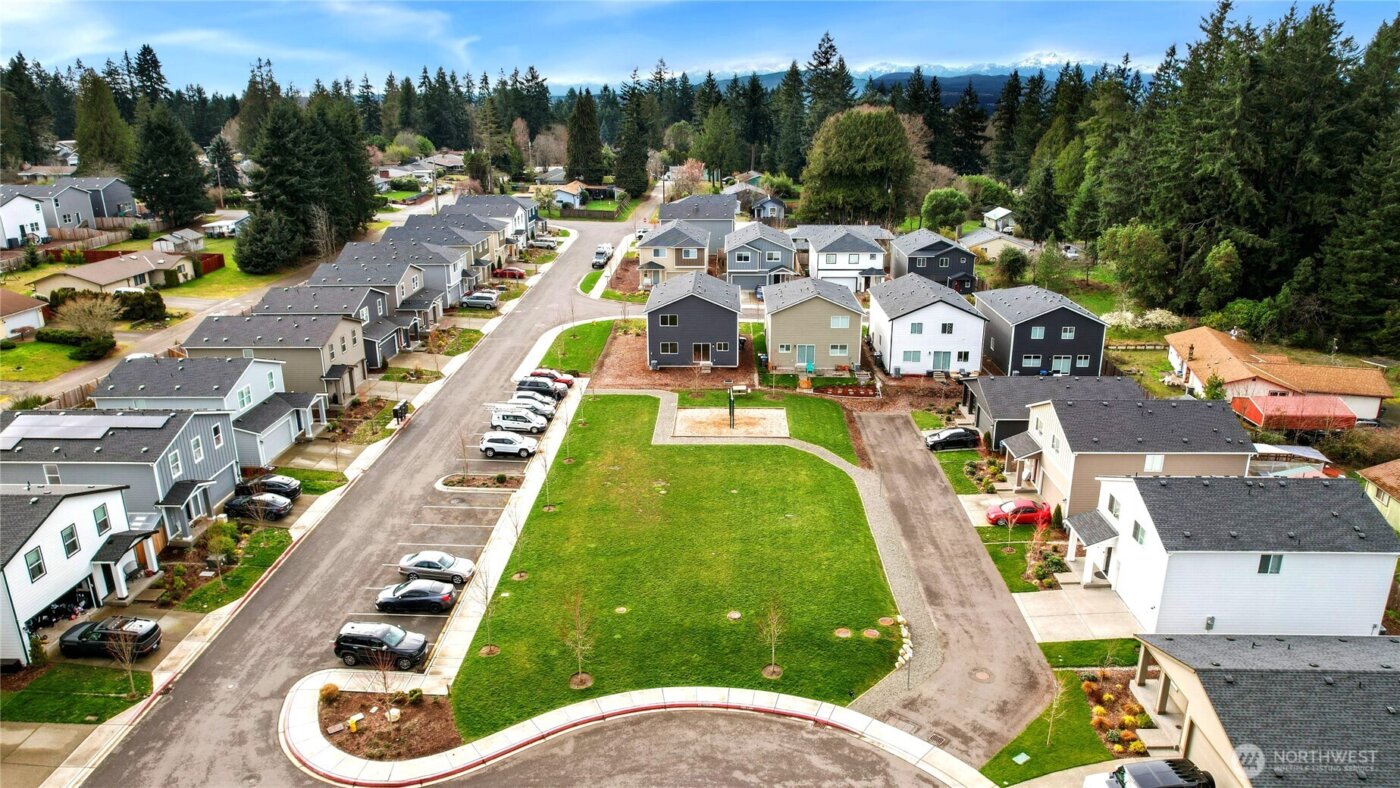 1283 Etna Place SE, Port Orchard, WA 98366