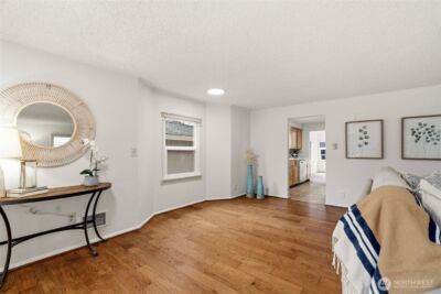 921 N 50th Street , Seattle, WA 98103 - Photo 11