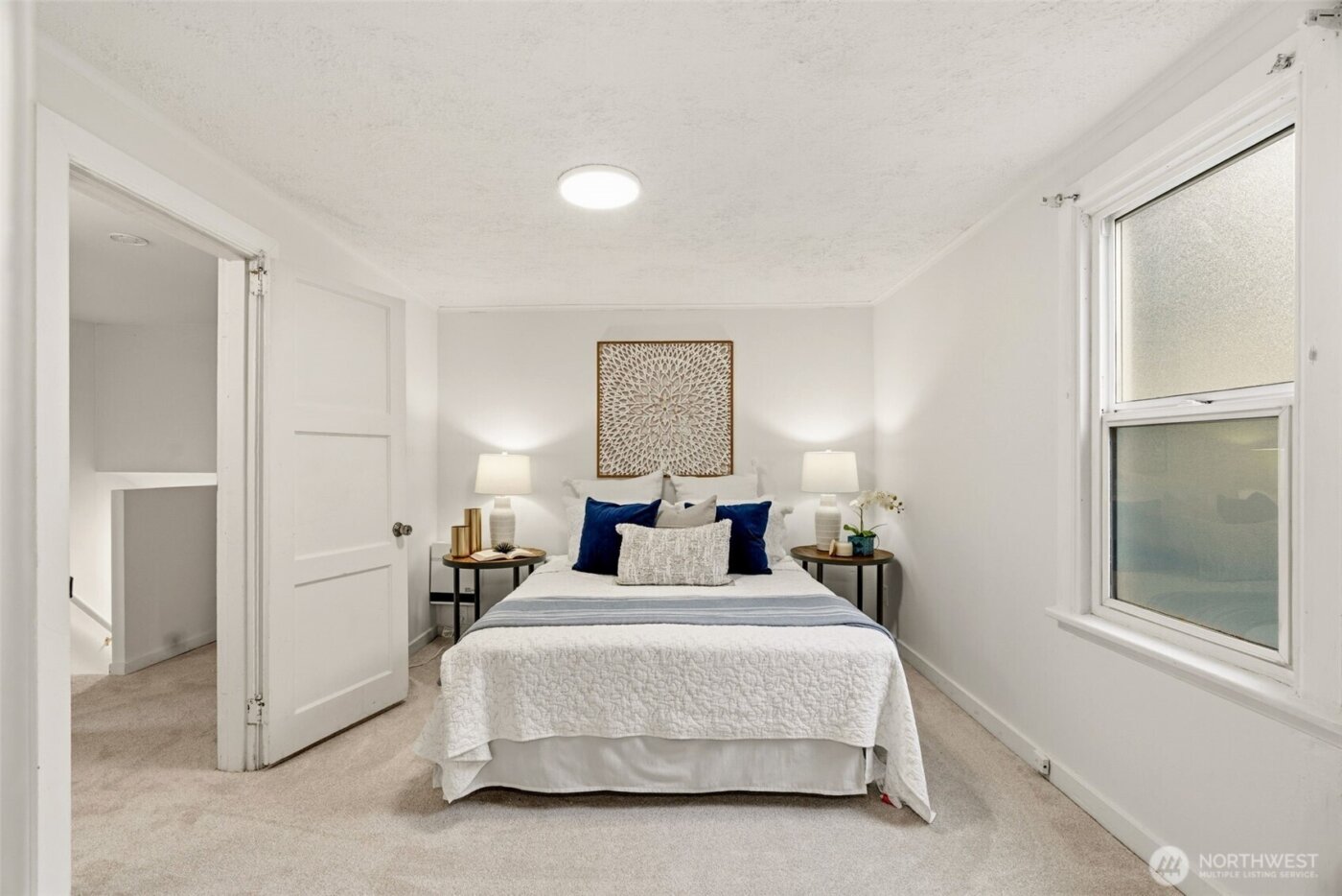 921 N 50th Street , Seattle, WA 98103