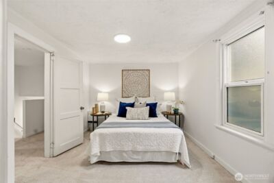 921 N 50th Street , Seattle, WA 98103 - Photo 22