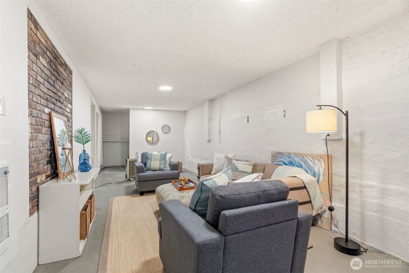 921 N 50th Street , Seattle, WA 98103