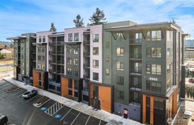 6949 NE 184th Lane #212, Kenmore, WA 98028