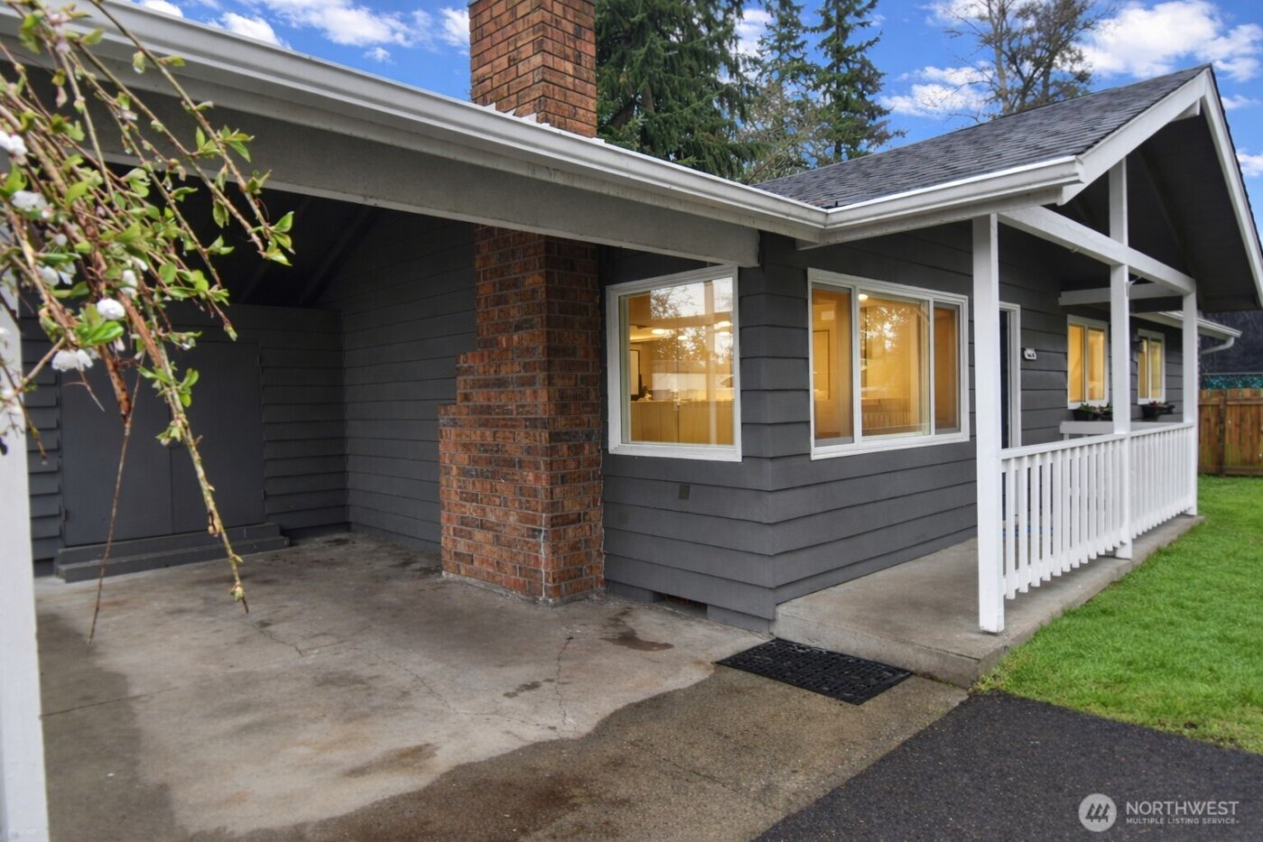 20103 8th Avenue S, Des Moines, WA 98198