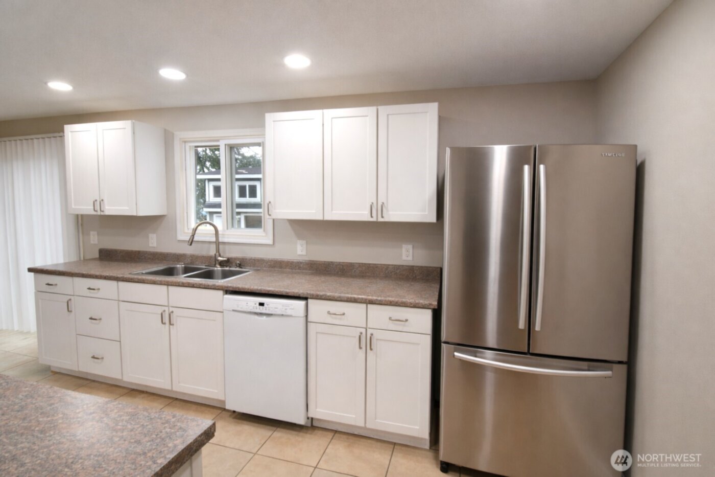 20103 8th Avenue S, Des Moines, WA 98198