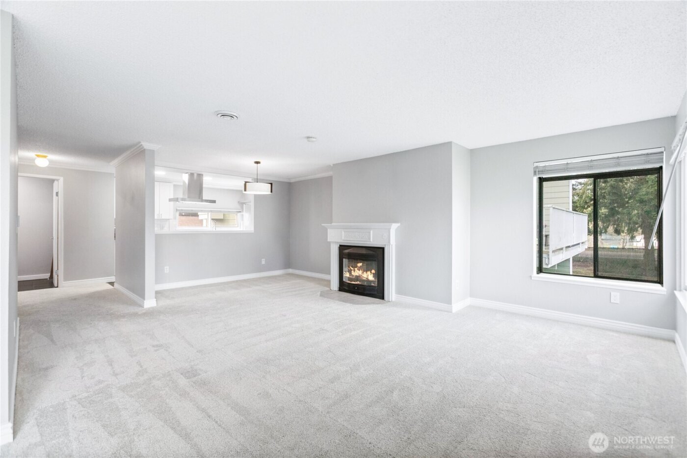 2409 S 222nd Street #B16, Des Moines, WA 98198