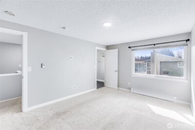 2409 S 222nd Street #B16, Des Moines, WA 98198 - Photo 27