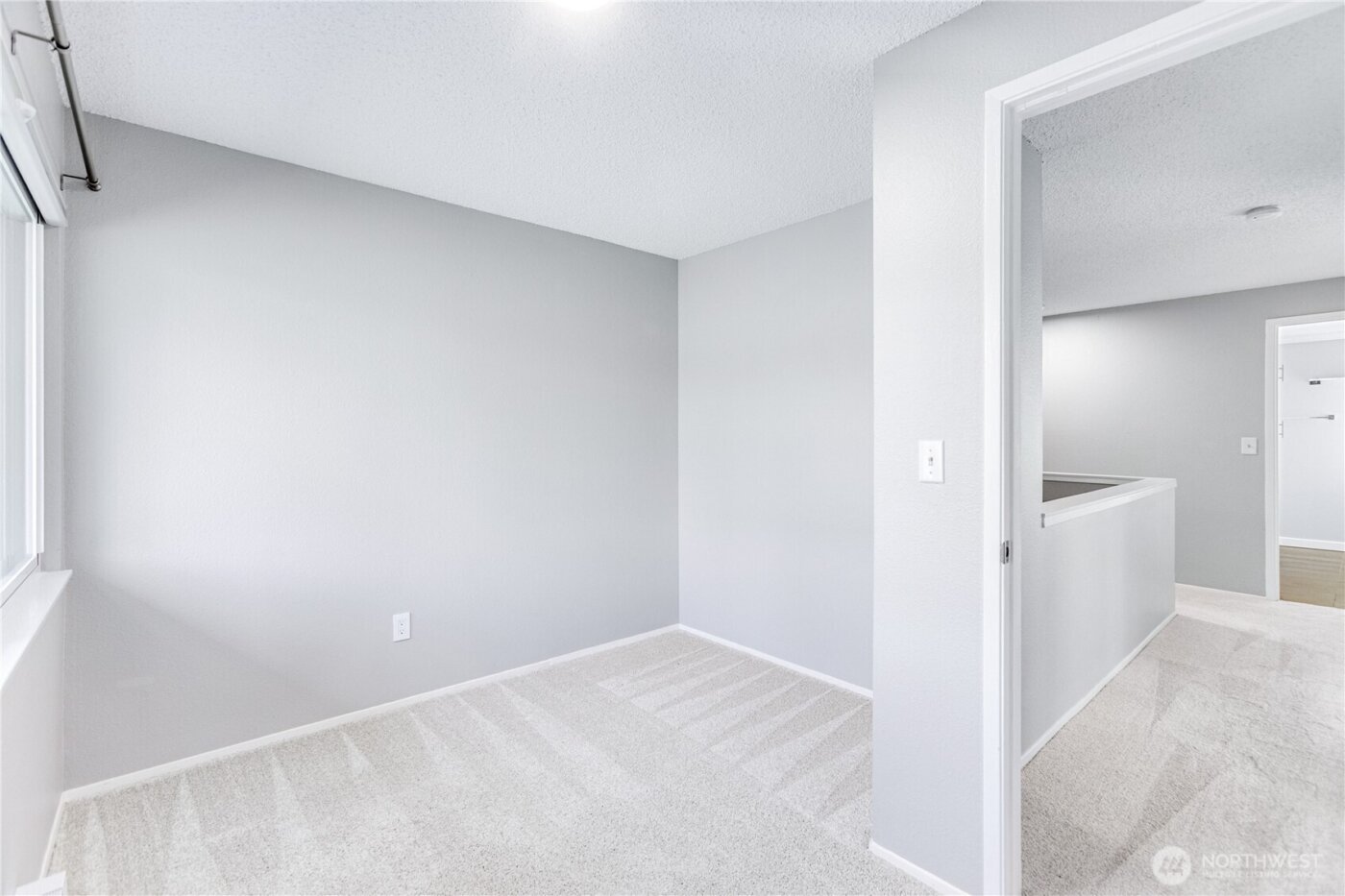 2409 S 222nd Street #B16, Des Moines, WA 98198