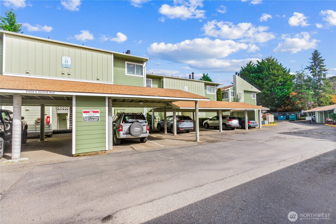 2409 S 222nd Street #B16, Des Moines, WA 98198