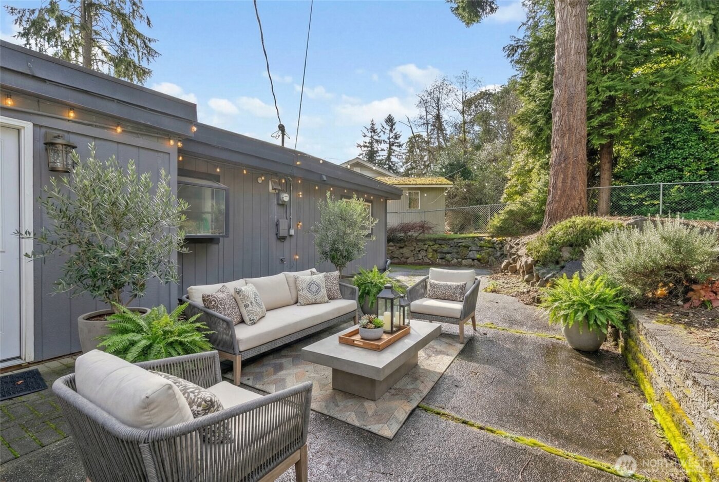 3012 SW 102nd Street , Seattle, WA 98146