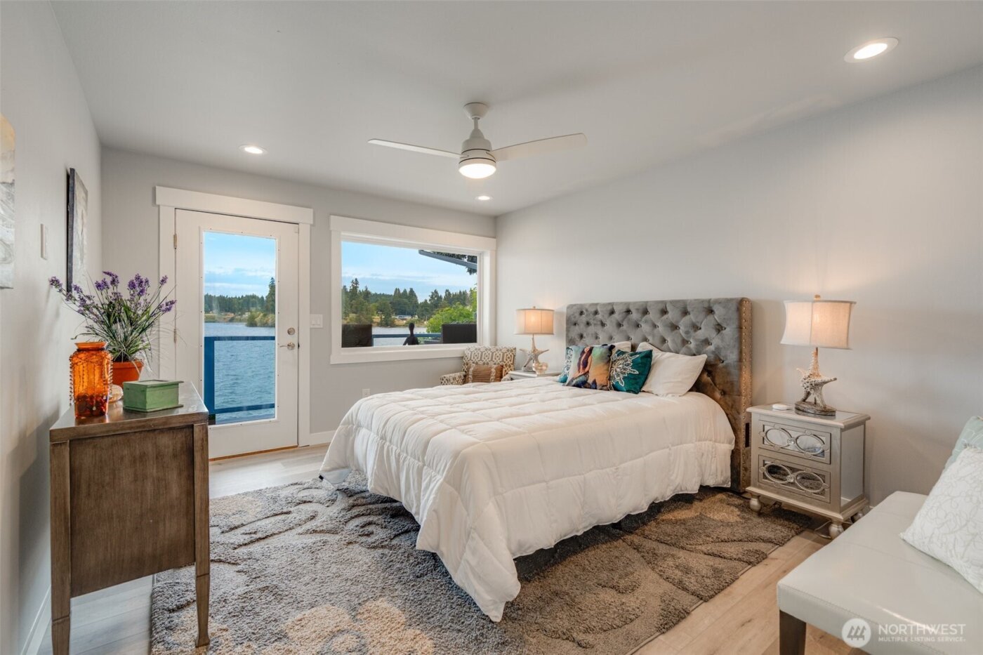 5341 S Bercot Road , Freeland, WA 98249-9723