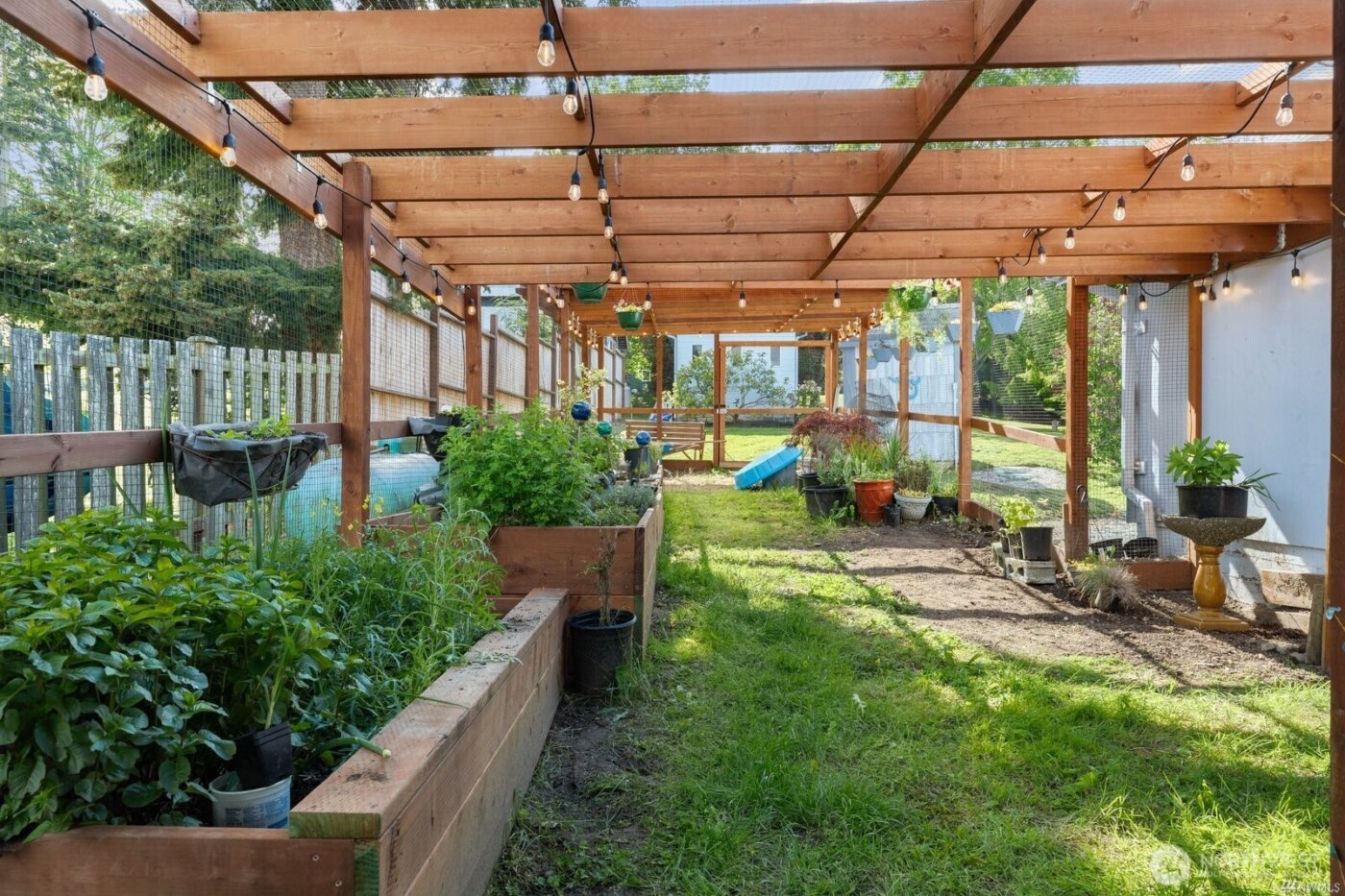 5341 S Bercot Road , Freeland, WA 98249-9723