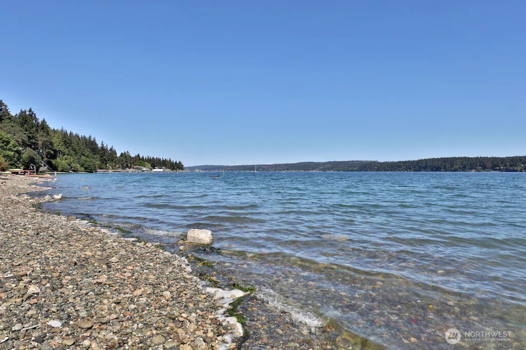 5341 S Bercot Road , Freeland, WA 98249-9723