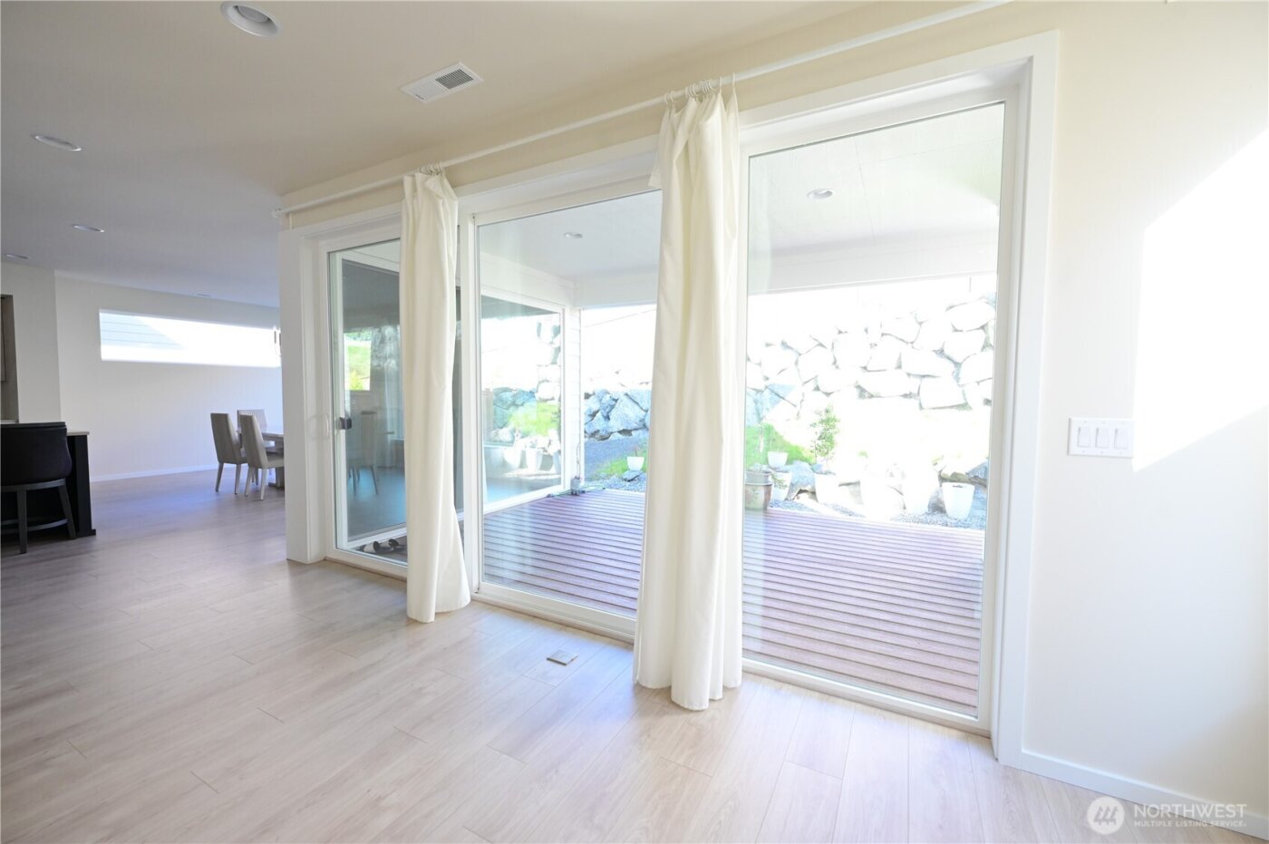 16327 25th St E , Lake Tapps, WA 98391