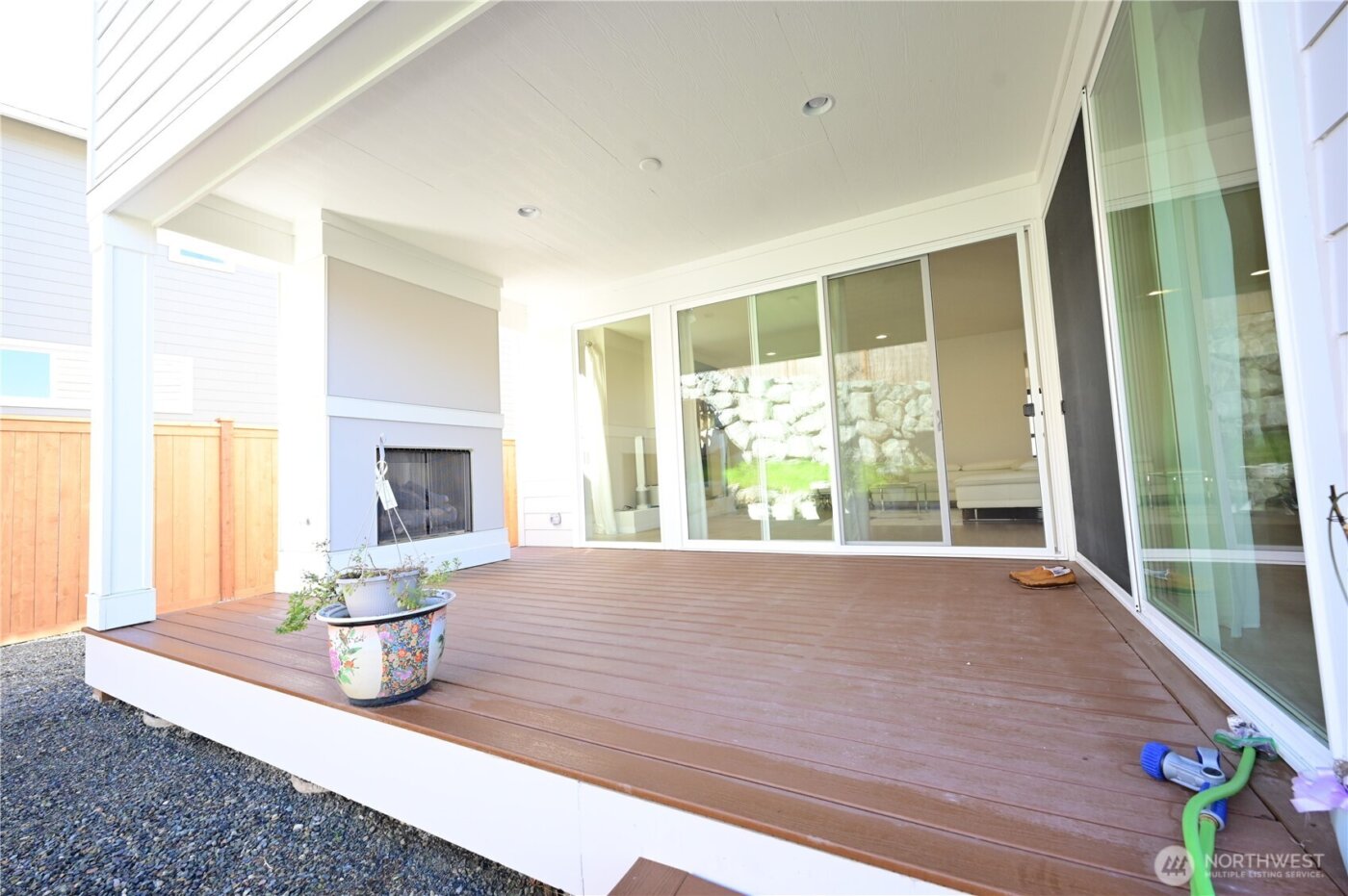 16327 25th St E , Lake Tapps, WA 98391