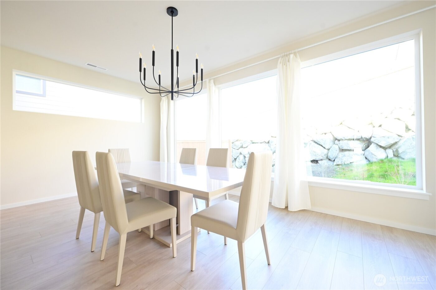 16327 25th St E , Lake Tapps, WA 98391