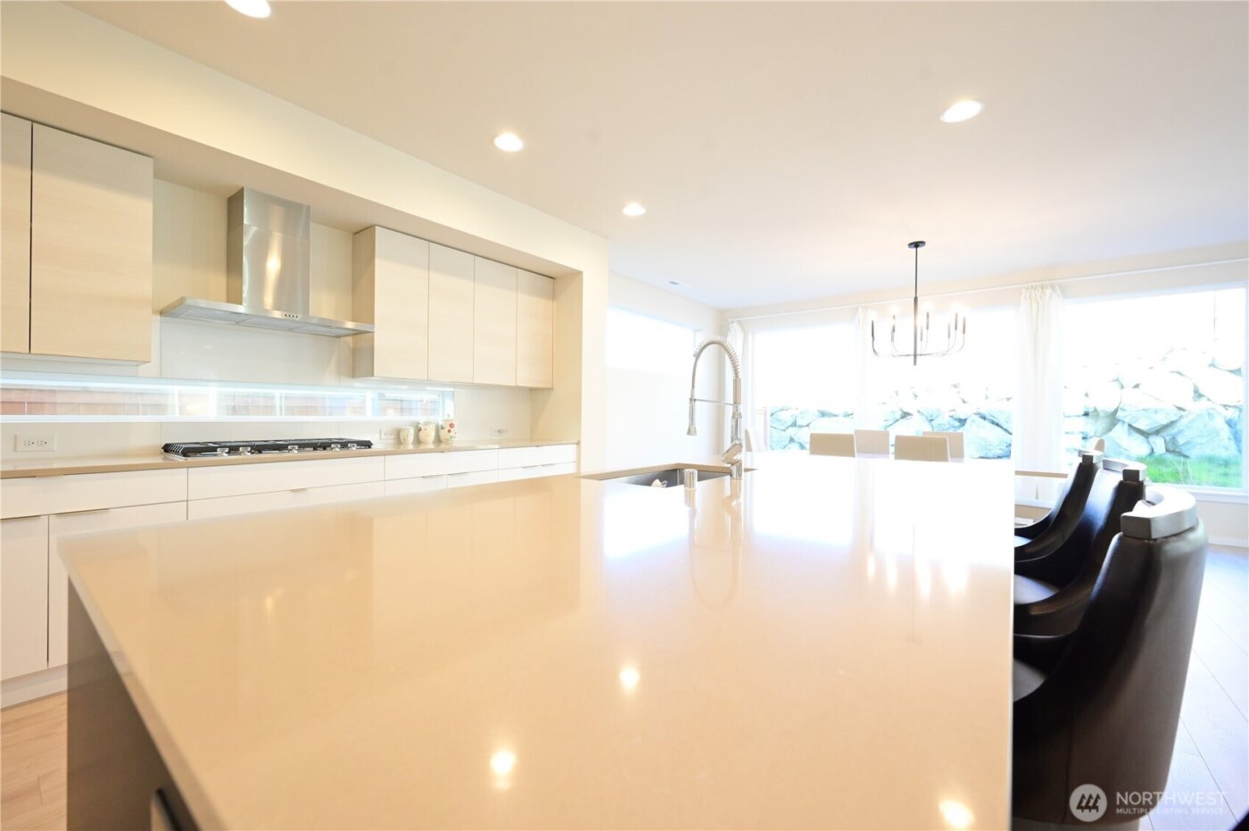 16327 25th St E , Lake Tapps, WA 98391