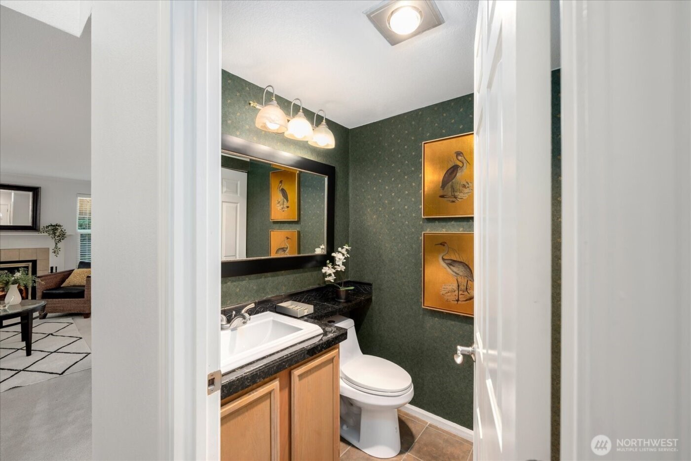 15907 NE 40th Way #32A, Redmond, WA 98052