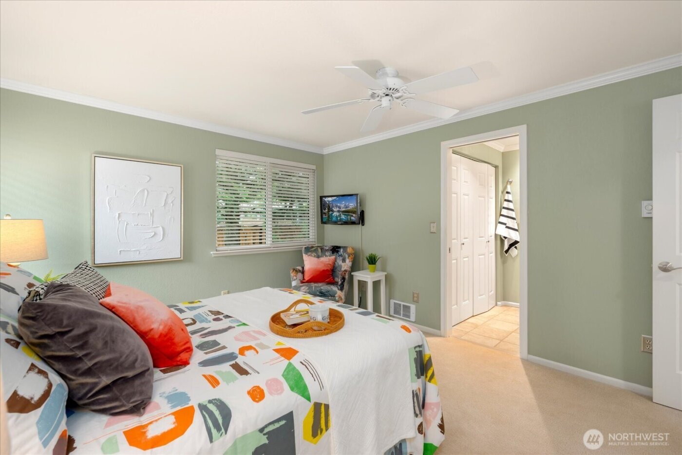 15907 NE 40th Way #32A, Redmond, WA 98052