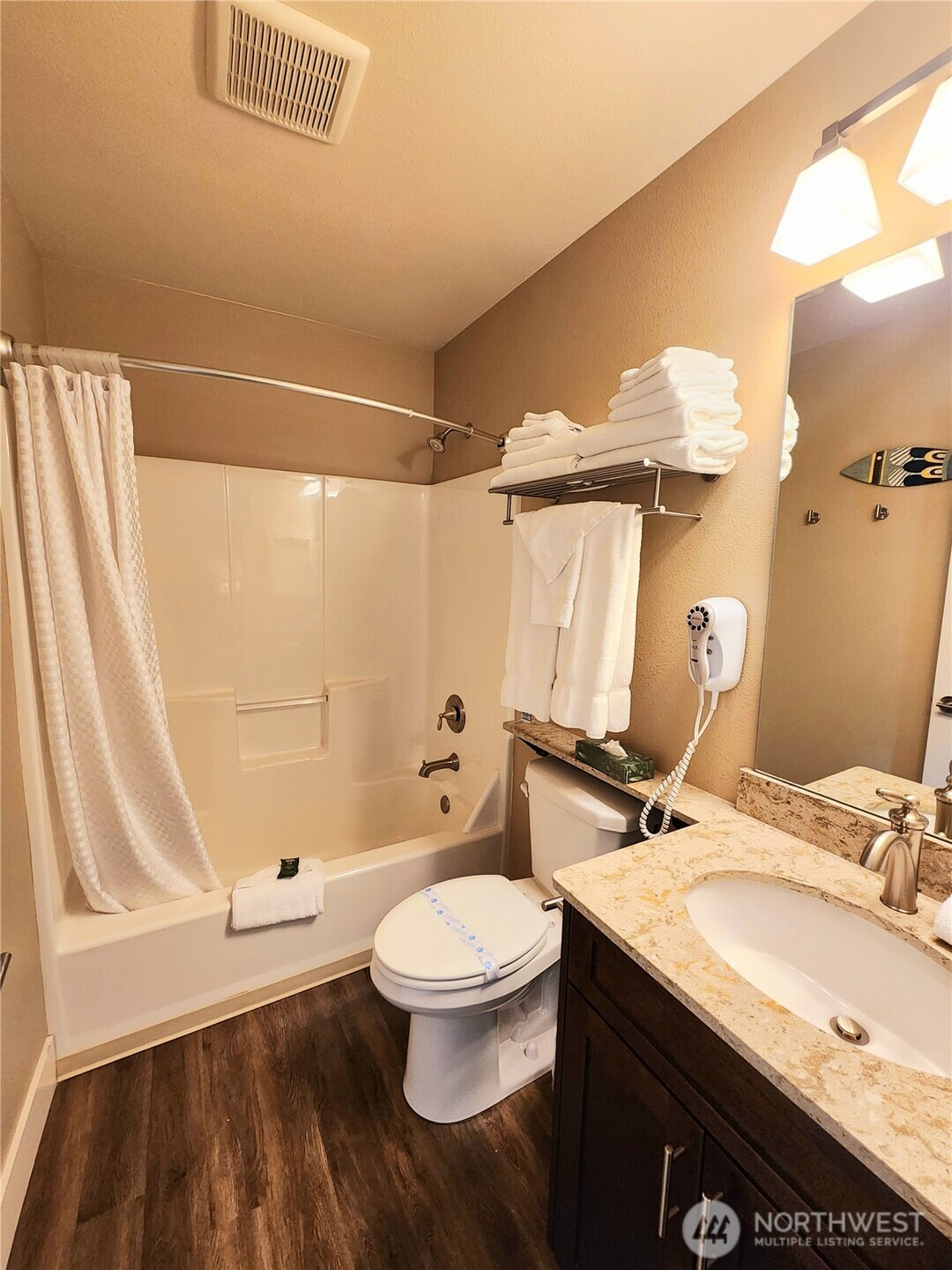 1 Beach 585-N , Manson, WA 98831