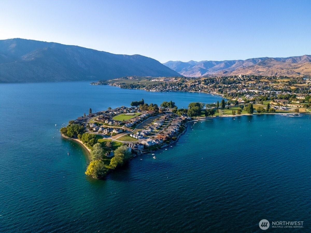 1 Beach 585-N , Manson, WA 98831