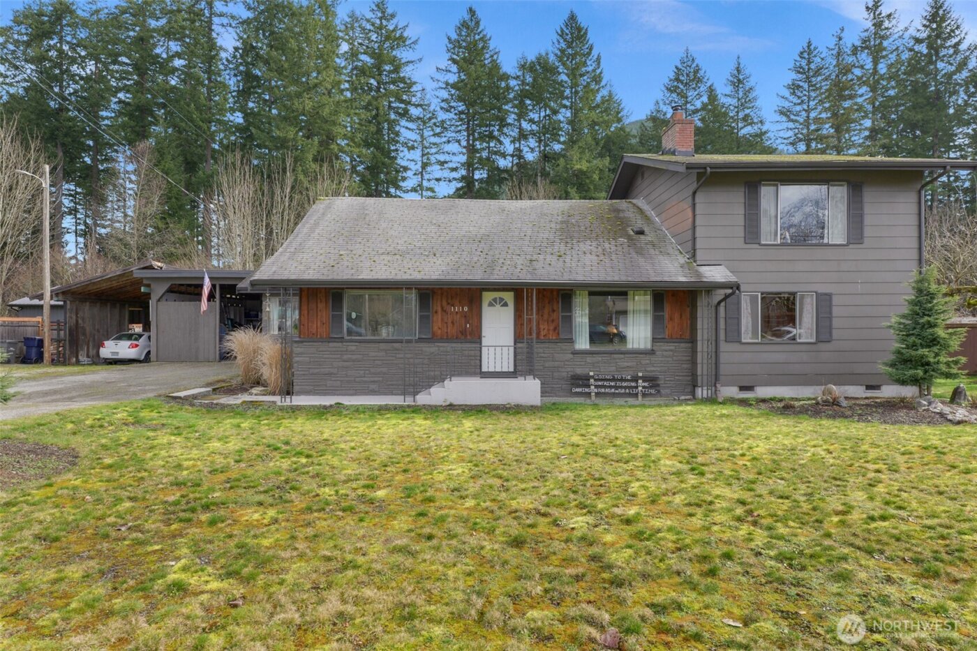 1110 Montague Avenue , Darrington, WA 98241