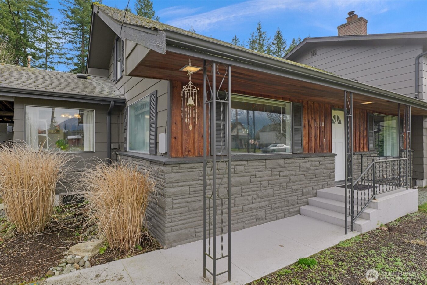 1110 Montague Avenue , Darrington, WA 98241