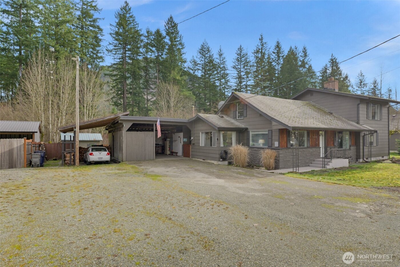 1110 Montague Avenue , Darrington, WA 98241