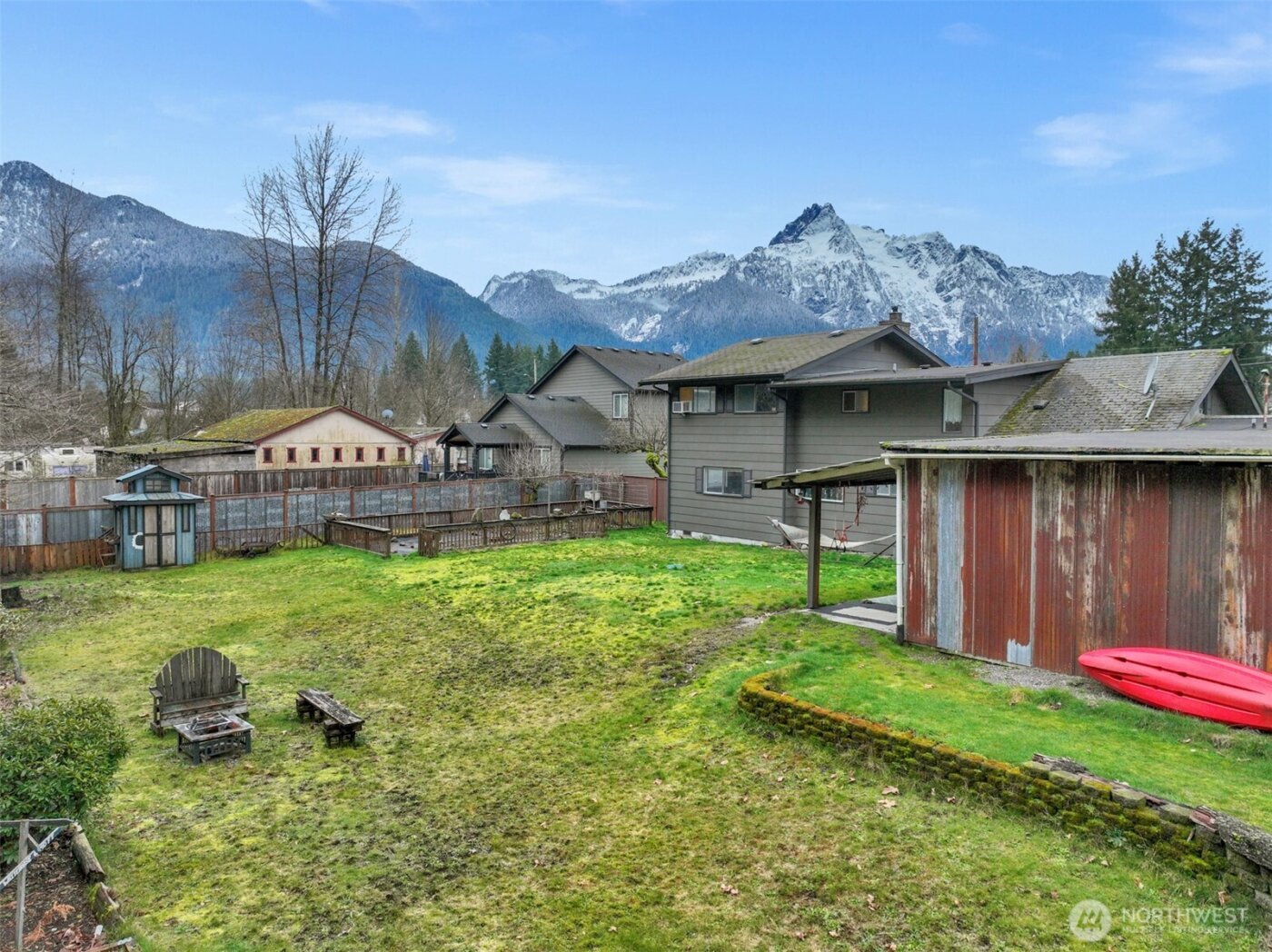 1110 Montague Avenue , Darrington, WA 98241