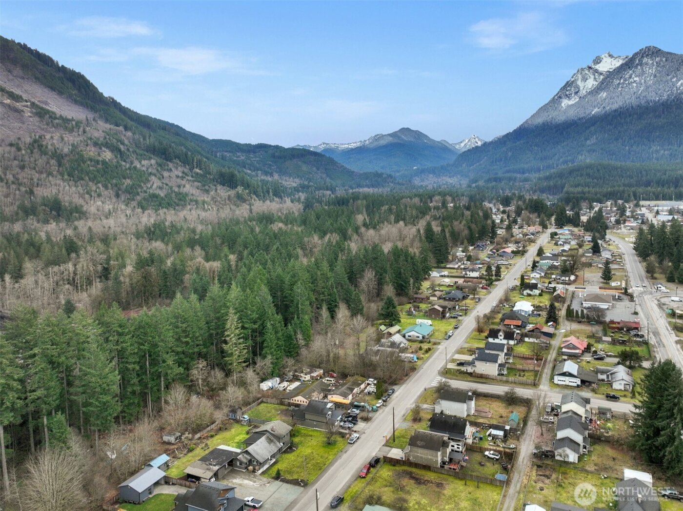 1110 Montague Avenue , Darrington, WA 98241