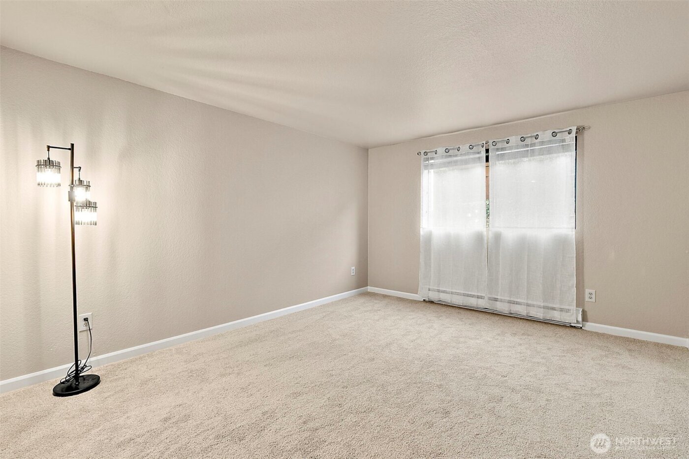 31507 106 Place SE #S105, Auburn, WA 98092